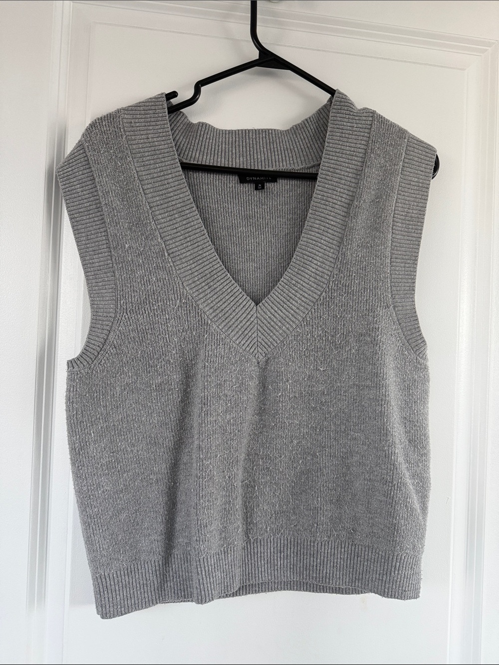 Dynamite Gray V-Neck Knit Sweater Vest